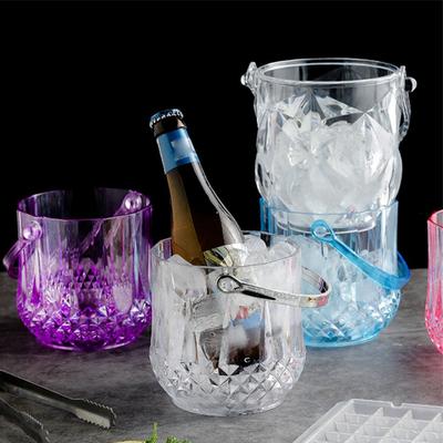 Neuer Kunststoff-Eiskübel Langlebig gegen Herunterfallen Abnehmbarer Griff Eiswürfelbehälter Leicht zu reinigen Transparenter Bierfass