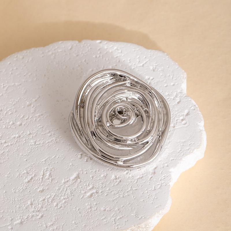 Personalized Metal Wind Geometric Irregular Retro Fashion Round Hollow Women'S Brooch