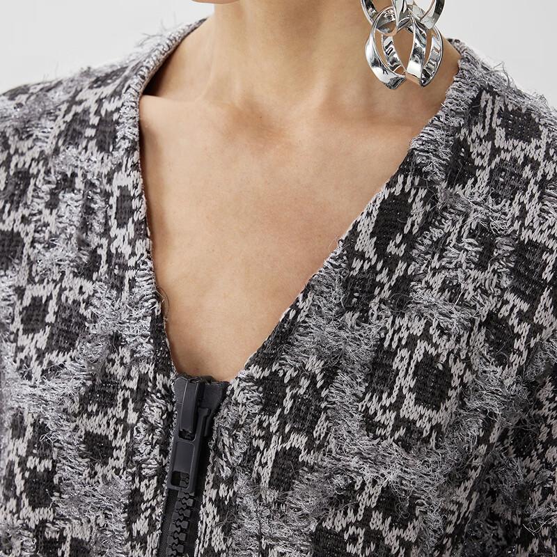 JNBY 2025 Spring V-Neck Knit Sweater