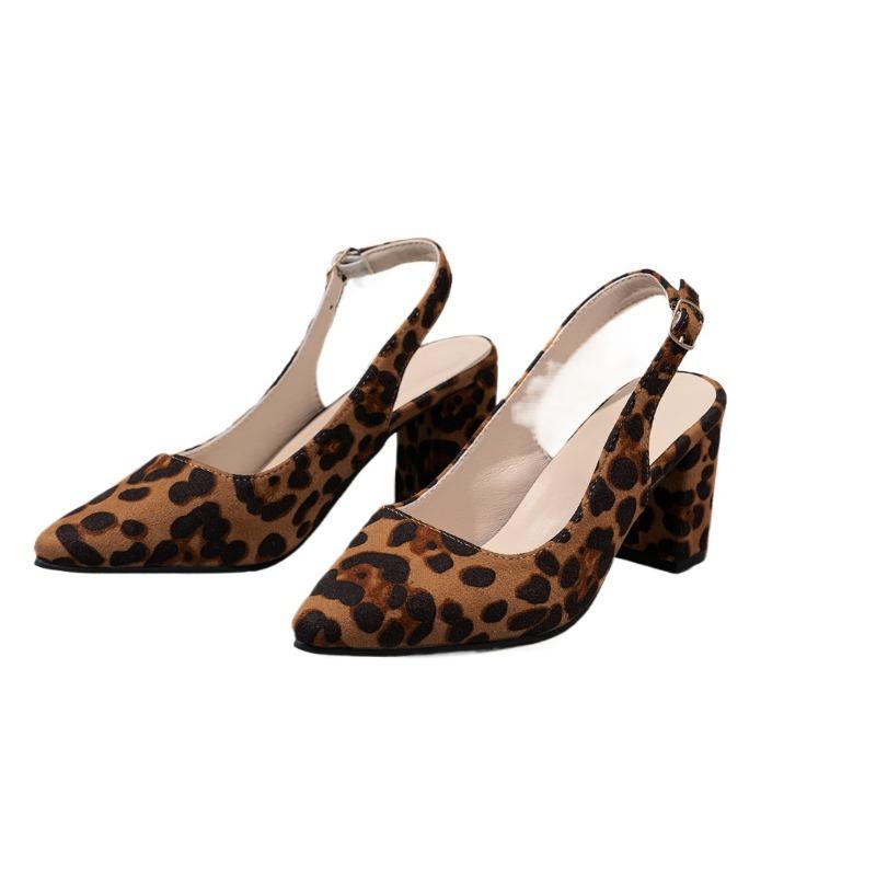 Fashion Plus Size 2025 Summer Modern Women's Closed Toe Sandals Fashion Dress Leopard Chunky Heels Buckle Strap Shoes Daily Retro Sandal