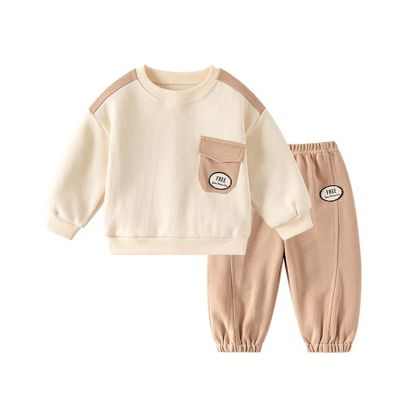 

Trendy Spring/Autumn Patchwork Long Sleeve Sweatshirt & Pants Set for Little Boys (Small-Medium) 110 cm