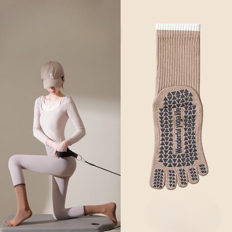 Yoga Socks - Five-finger Mid-calf Winter and Autumn Fitness Sports Toe-separation Socks with Anti-slip and Moisture-absorbing Properties Long Socks