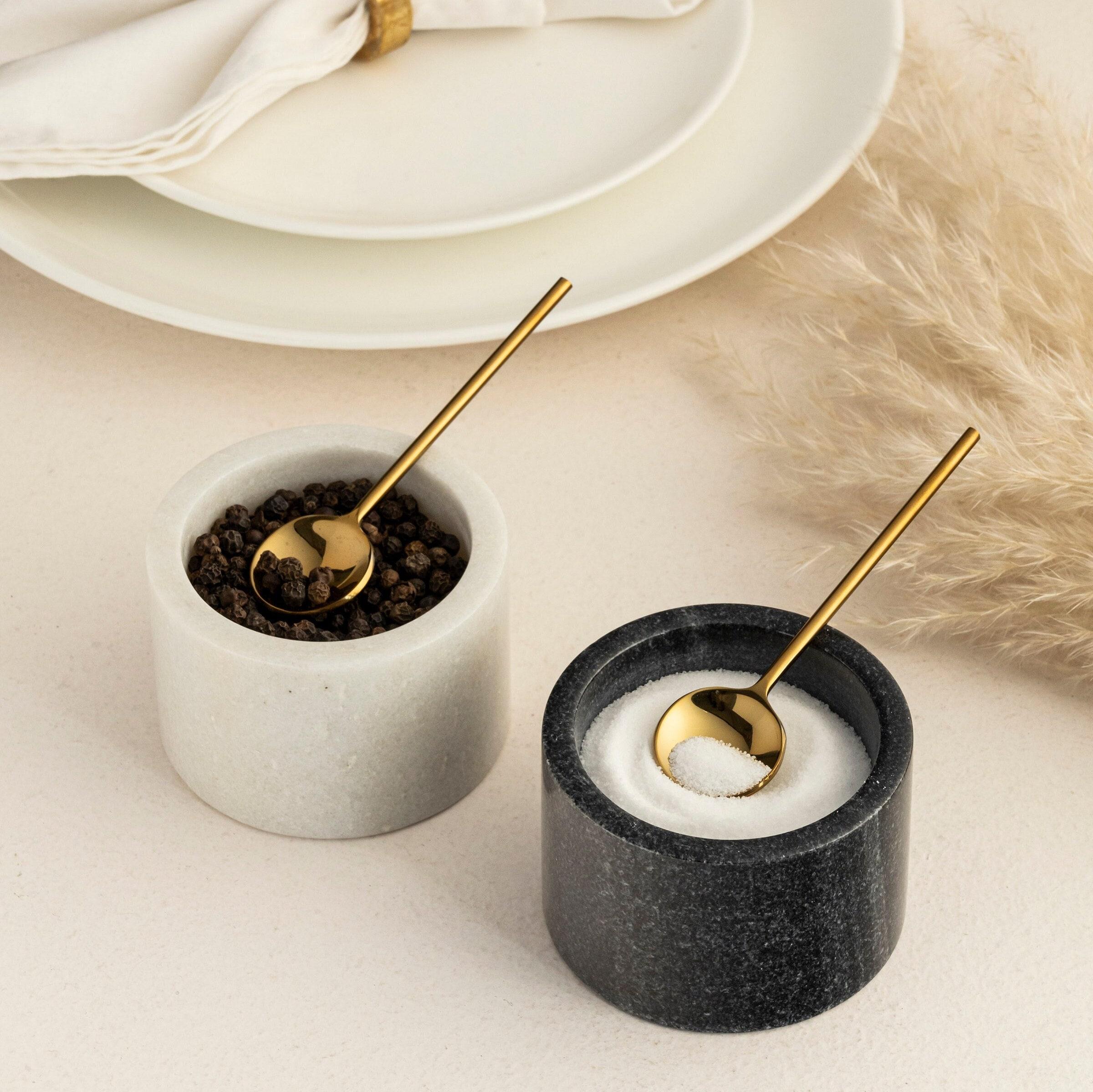 

Marble Salt & Pepper Bowl Set: Modern Kitchen Cellar with Brass Spoons чёрный/белый