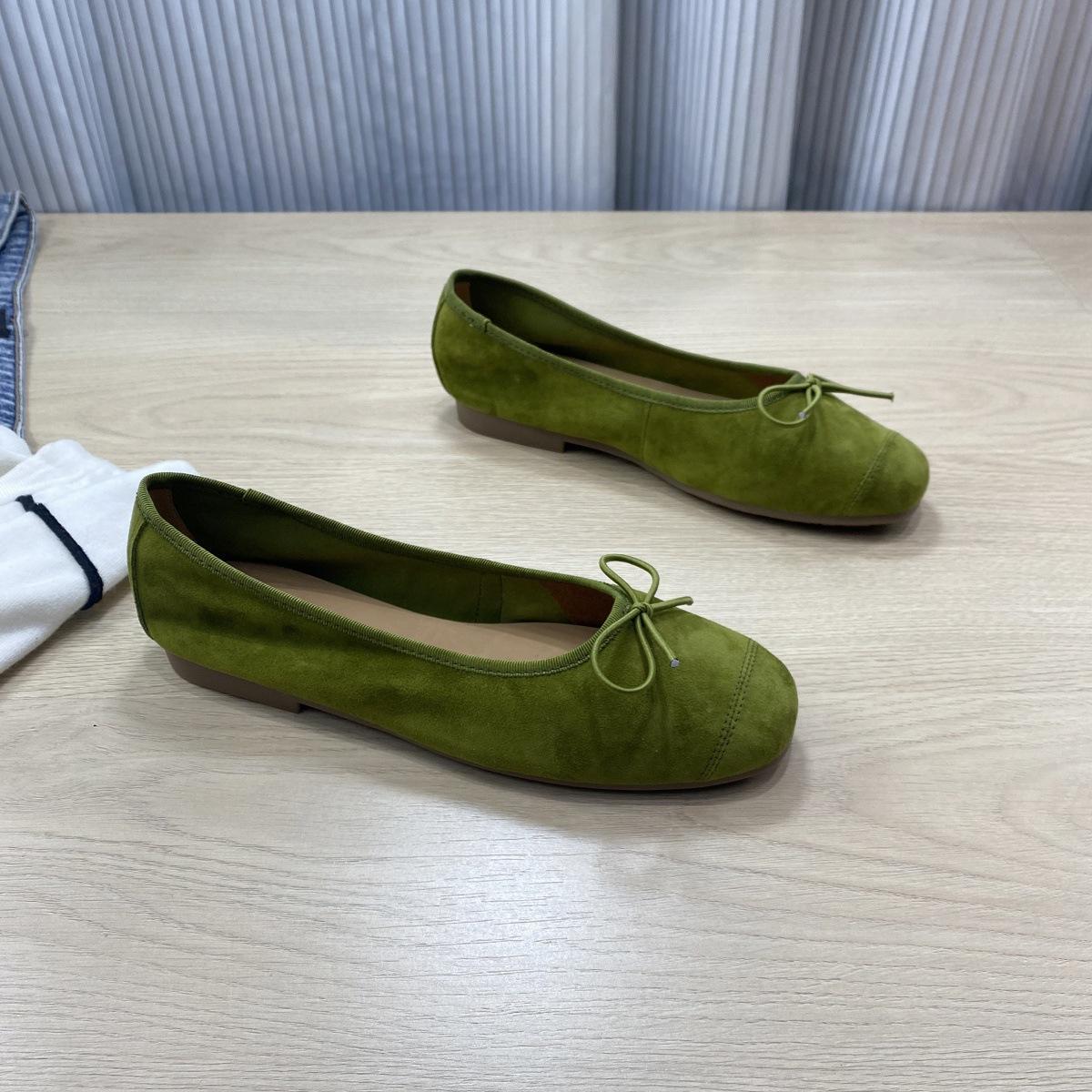 

Европейские туфли с бантом и мелким горлом женские весенние туфли 2025 года на плоской подошве для бабушек с юбками вечерние туфли прилив 40 светло-зеленый