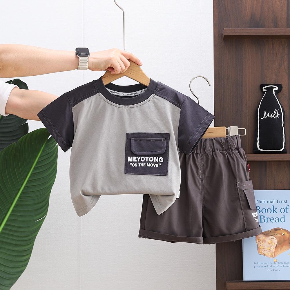 2026 Summer Boys' Cotton T-Shirt & Workwear Shorts Two-Piece Set