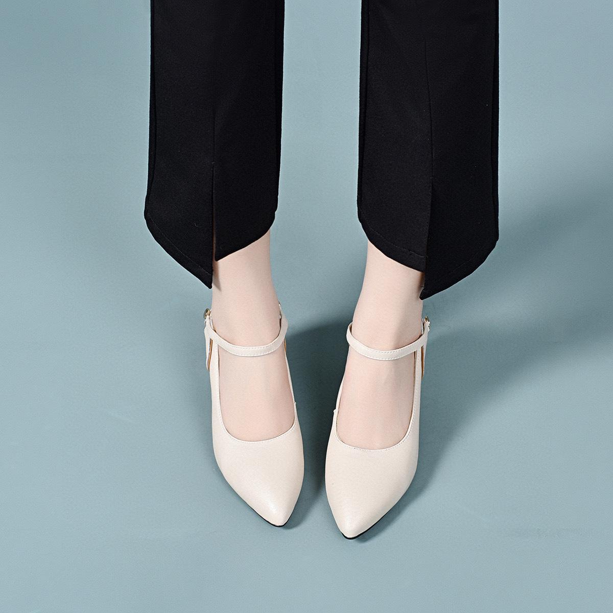 

Женские туфли-лодочки на высоком каблуке с острым носком, новинка весны 2025 года, однословные с цветами, с мелким вырезом, модная обувь, простые темпераментные женские рабочие туфли 40