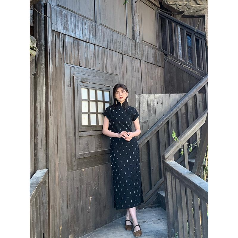 Fresh & Comfortable 'With Wind' Daily Girl Cheongsam: Retro Chinese Style Dress for Spring/Summer