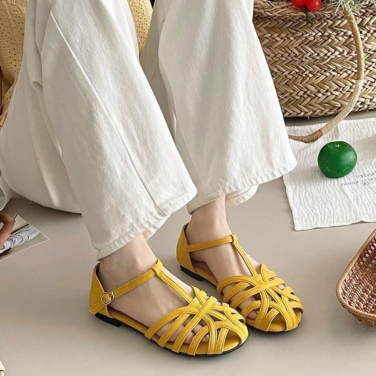 Soft-soled French retro woven bag head sandals women's fashion 2025 Boken fairy style flat-soled pregnant women Roman shoes tide