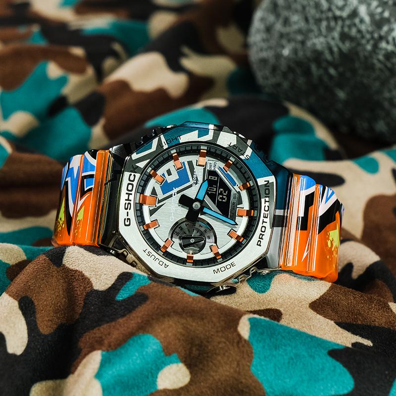 Casio 's 40th Anniversary First Street Graffiti Casual Fashion Sports Waterproof Quartz Movement Quartz Movement Resin Strap Japanese GM-2100SS-1APR