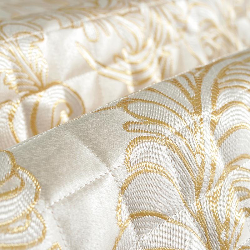 Sofaüberwurf Vollständige Abdeckung Gestepptes Kissen für alle Jahreszeiten Hochwertiger Sofa-Überwurf im europäischen Stil Eleganter Möbelschutz