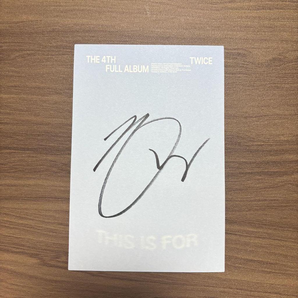 [USED] TWICE THIS IS FOR 4TH ALBUM Signed Jihyo
