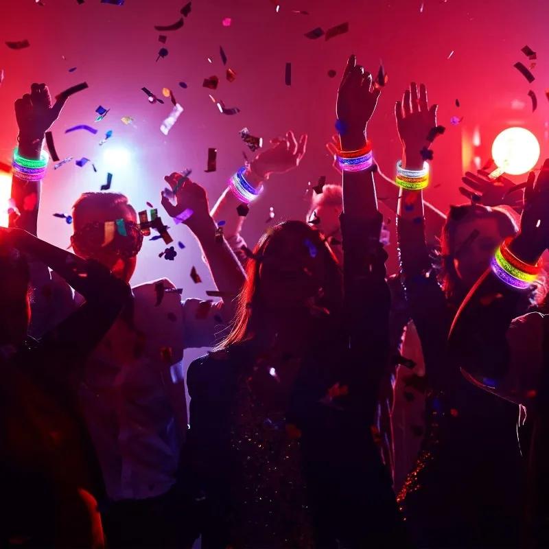 20/1 Stück LED Leuchtarmbänder Armbänder Leuchten im Dunkeln Partyzubehör Neon Leuchtarmband Spielzeug Haushalt Hochzeitsfeier Dekoration