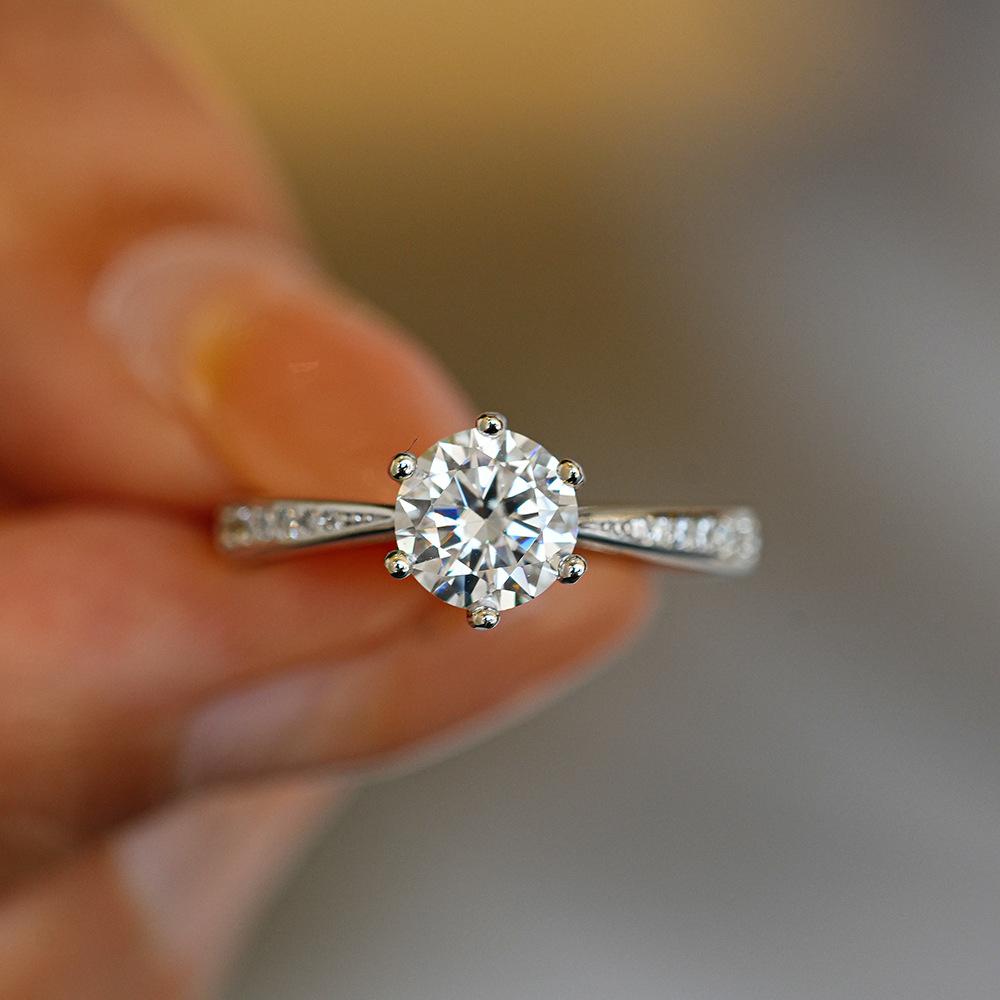 White Gold Ring for Women Diamond Moissanite Rings Six-Claw Classic Crown Proposal Platinum Fine Jewelry