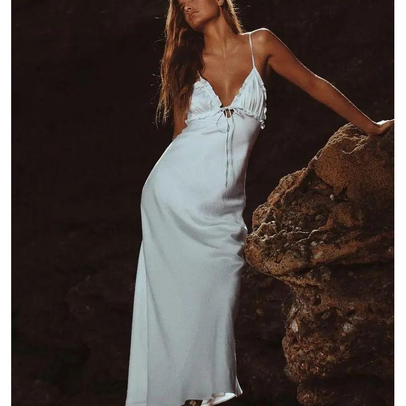 Spring New Fashion Style Sexy V-neck Camisole Laminated Decoration Silk Satin Texture Dress 2341371