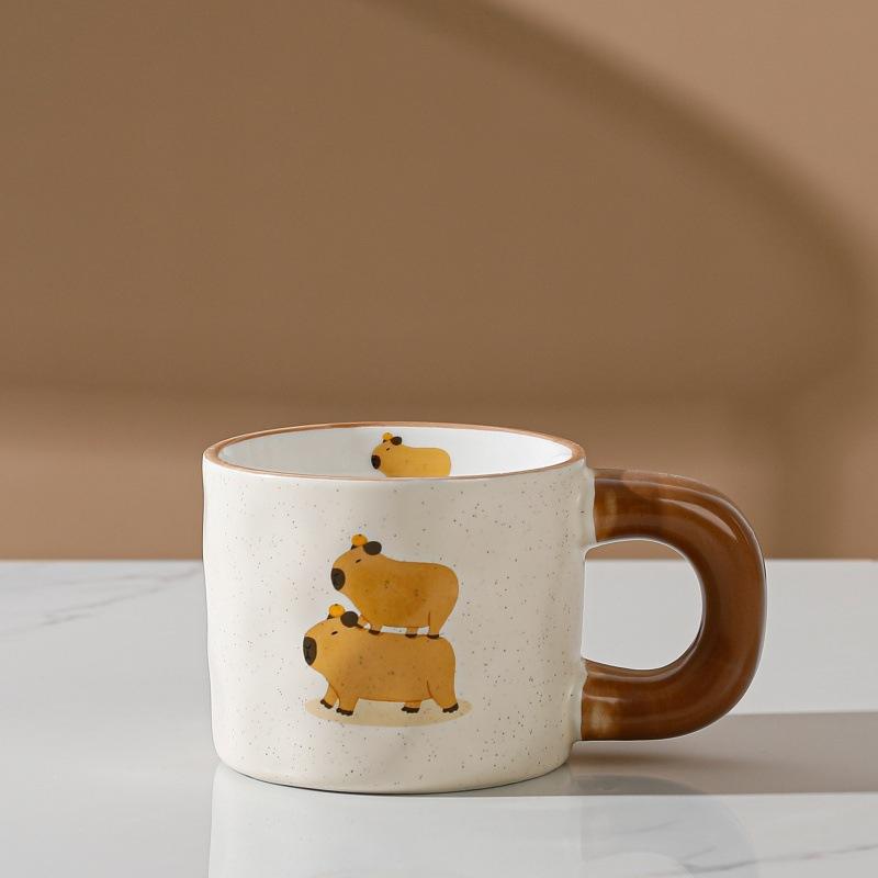 

Милая кружка в виде животного Капибара керамическая чашка для питья в офисе домашняя кружка Horsepibala чашка для воды с крышкой ложка 301-400ml