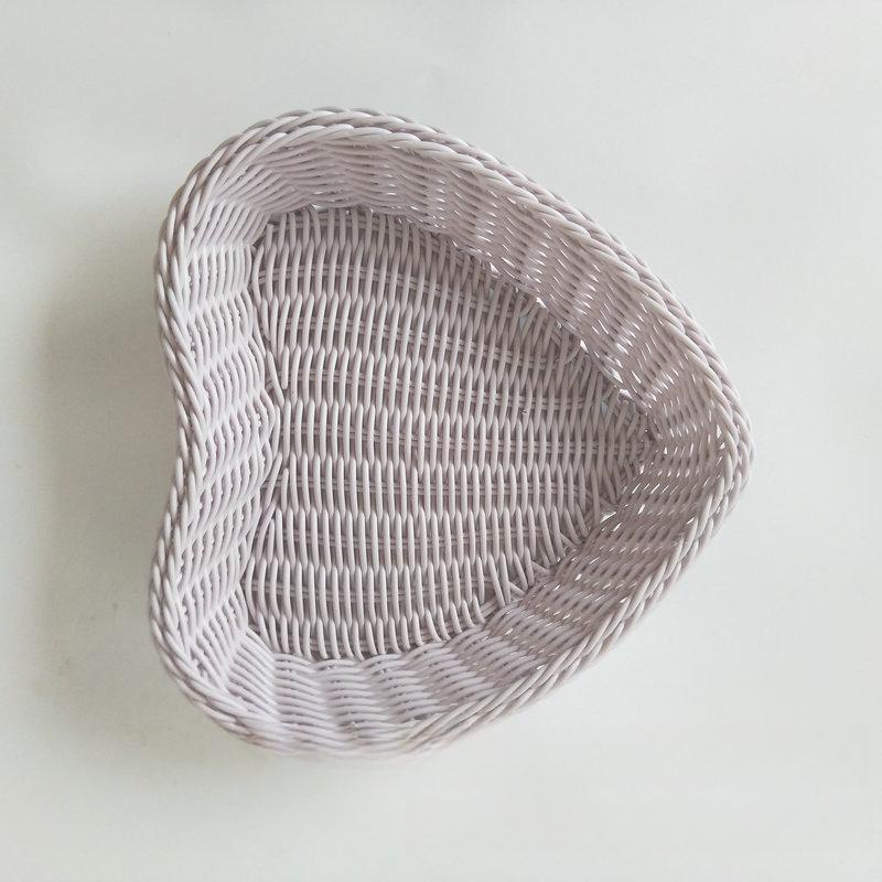 

1pcs Rattan Like PP Small Basket Candy Box Desktop Woven Storage Basket Snack Fruit Tray For Home Tabletop Organizing фиолетовый