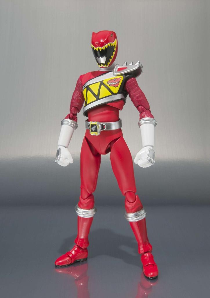 TAMASHII NATIONS Kyoryu Red S.H.Figuarts