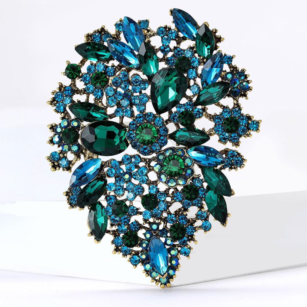 Crystal Glass Brooch for Women Rhinestone Pins Friends Party Gifts Banquet Jewellery Accessories