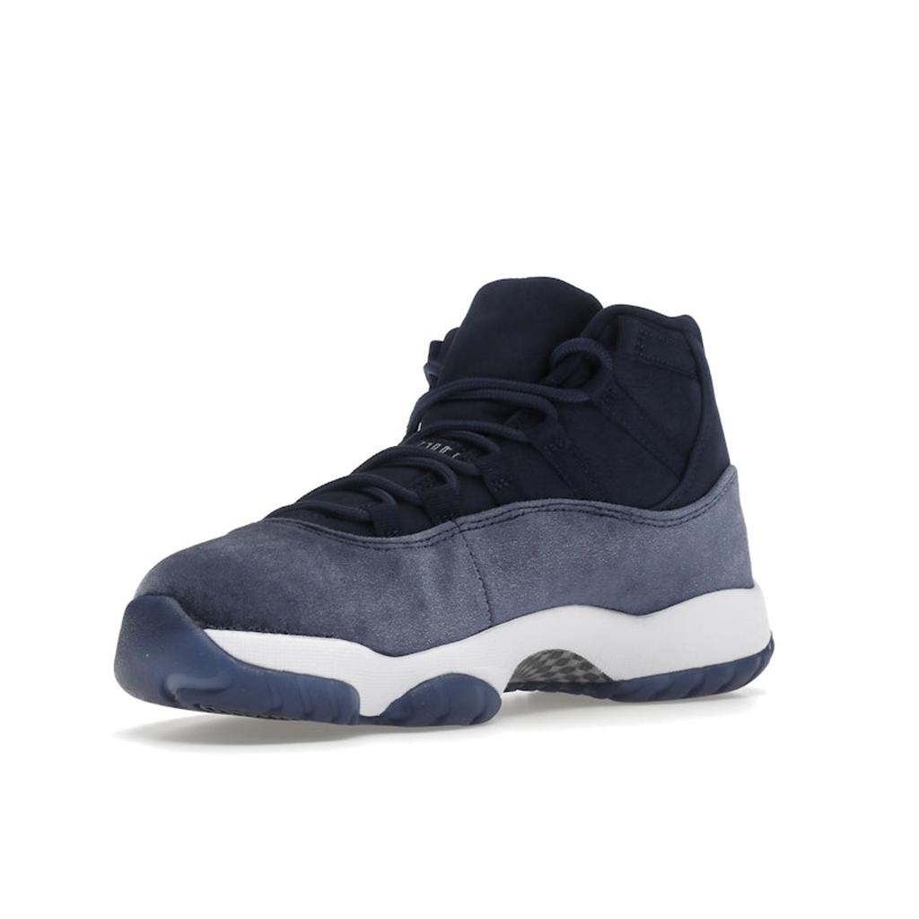 Air Jordan 11 Retro Midnight Navy Velvet Women Sneakers Blue Metallic-Silver White AR0715-441