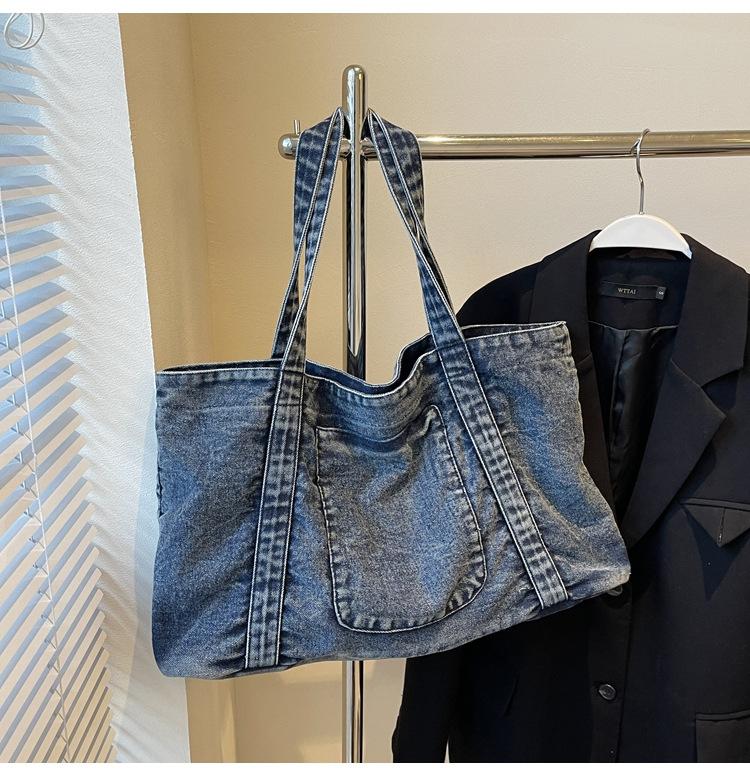 2025 casual shoulder large capacity retro washed canvas bag shopping bag simple and light commuter handbag