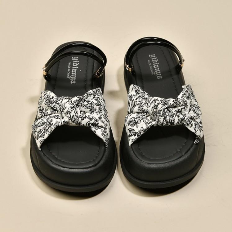 Guochao popular sandals women's 2025 new summer wear high-end Roman shoes platform muffin casual beach shoes