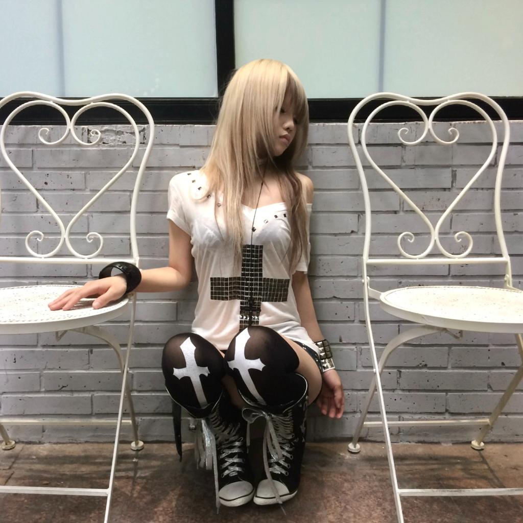 Japonské Y2k Metalový Kříž Potisk Tričko Vintage Harajuku Krátký Rukáv Průhledné Topy Trashy 2000s Výstřih do V Streetwear Grunge