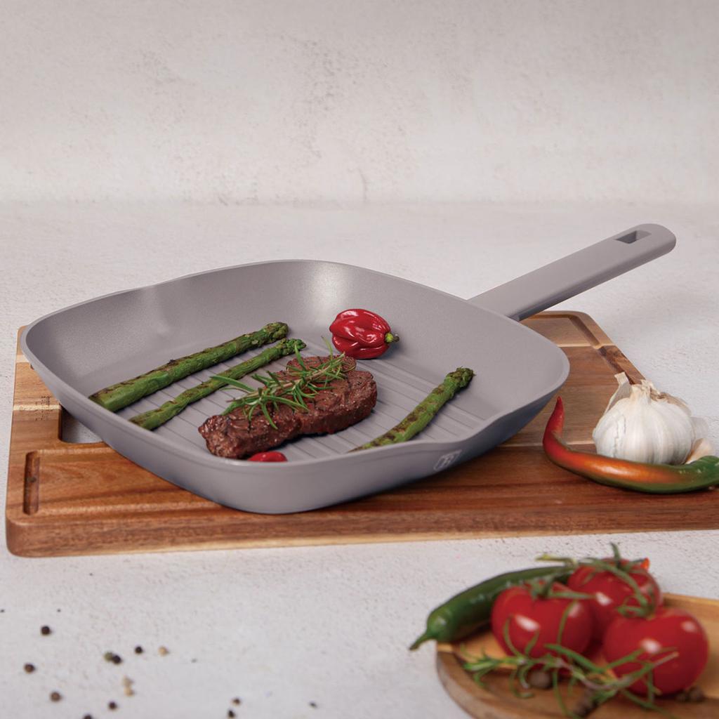 Set Of 3 Titanium Frying Pans Berlinger Haus Bh-8109 Taupe