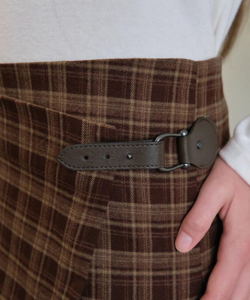 Aueonoseuteljia Vintage Side-Buckle Check Skirt_Brown(O25-Sk12)