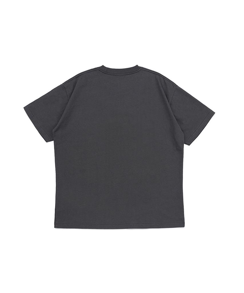NET SOCIAL CLUB Close Up Girl Tee (Charcoal)