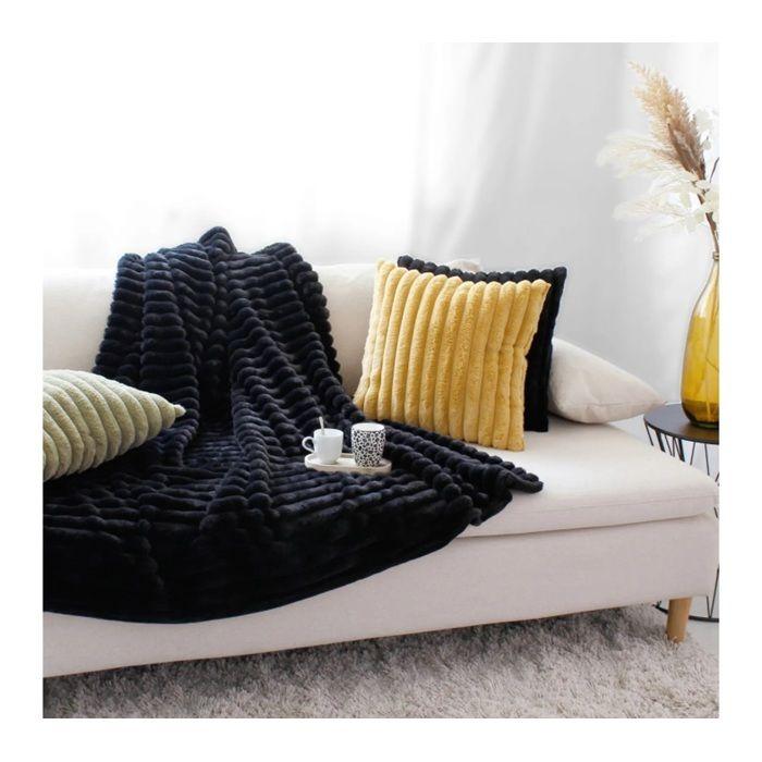 Coussin a poil 40 x 40 cm cottele jaune