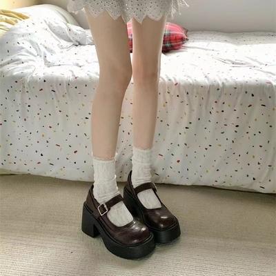 Beliebte kleine Fee süße Schwester Stil dicker Absatz Mary Jane Einzelschuhe 2025 Sommer und Herbst Studenten schwarz Retro französische kleine Lederschuhe