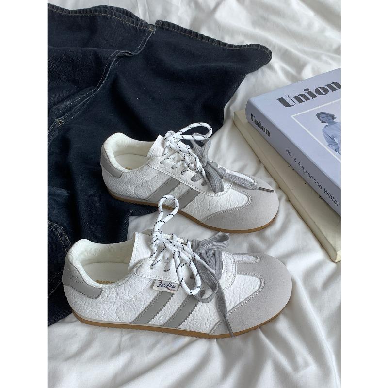 New Hot-selling New Casual Shoes Women's Lightweight Soft-soled Sports Shoes 2681