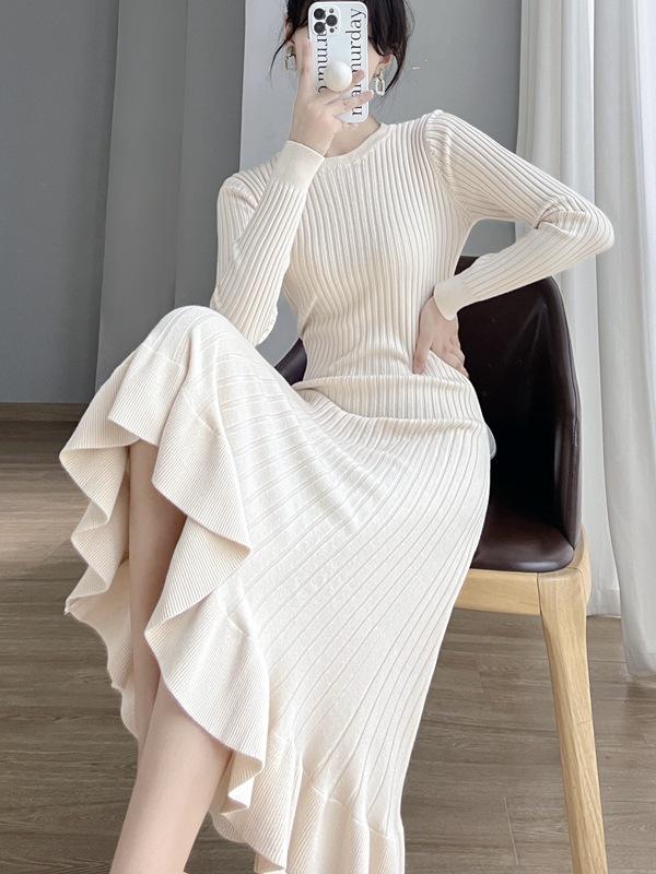 

Women s Autumn-Winter Slim-Fit Wool Coat Dress with Fishtail Hem Medium