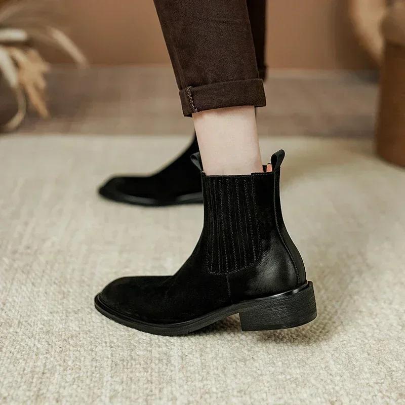 Fashion 2025 New Autumn Women Boots Chelsea Boots Genuine Leather Women Shoes Winter Retro Ankle Boots Leather Ladies Shoes Cowhide