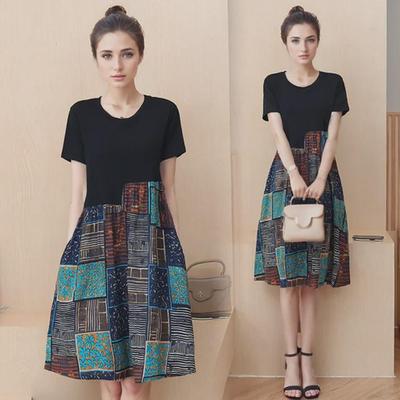 "Retro Plaid A-Line Midi Dress - Short-Sleeved, Loose Fit"