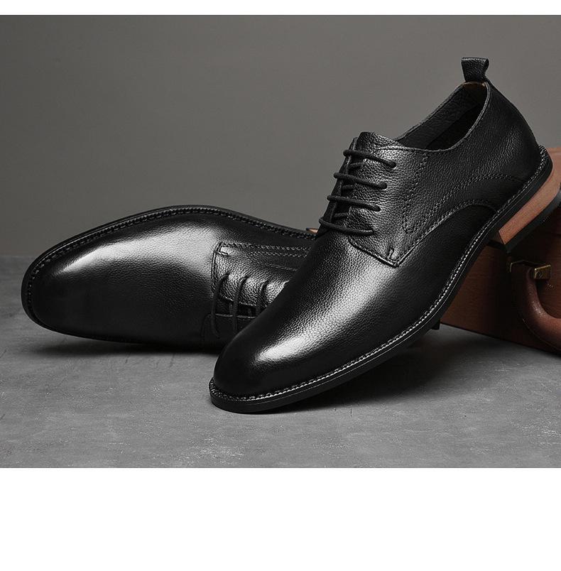 Men's Formal Brogues: Spring/Autumn Casual Leather Shoes - Round Toe, Top Layer Cowhide.