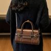 High-end Retro Handbag, Single-shoulder Bag, Fashionable Commuting Crossbody Bag