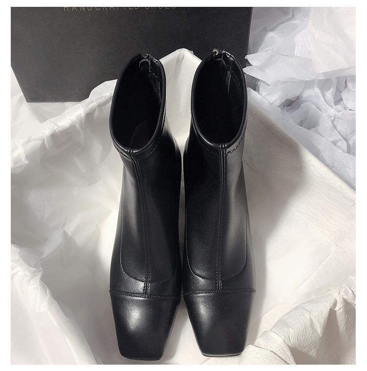 2025 Autumn and Winter New Fashionable Versatile French Retro Short Boots Children's Niche Square Head Rear Zipper Thin Boots