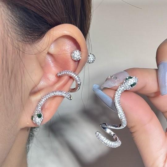 

European and American new snake-shaped micro-inlaid C-shaped ear bone clip cold trend personalized double-row diamond-inlaid earrings