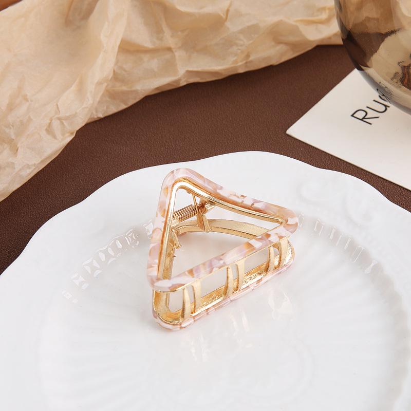 2024 Trendy Metal Hair Claw Clip: Elegant Celebrity Headdress