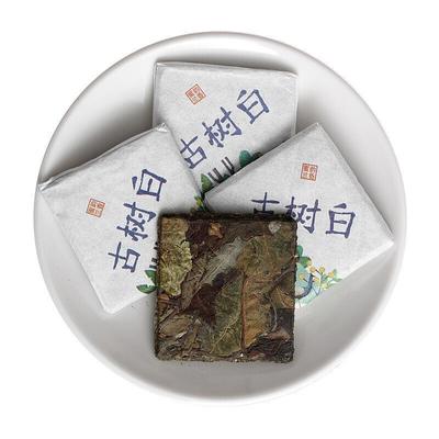 500g Yunnan-Tee, alter Baum, weißer Tee, 8g kleiner quadratischer Ziegelstein (Chong) Weißer Tee