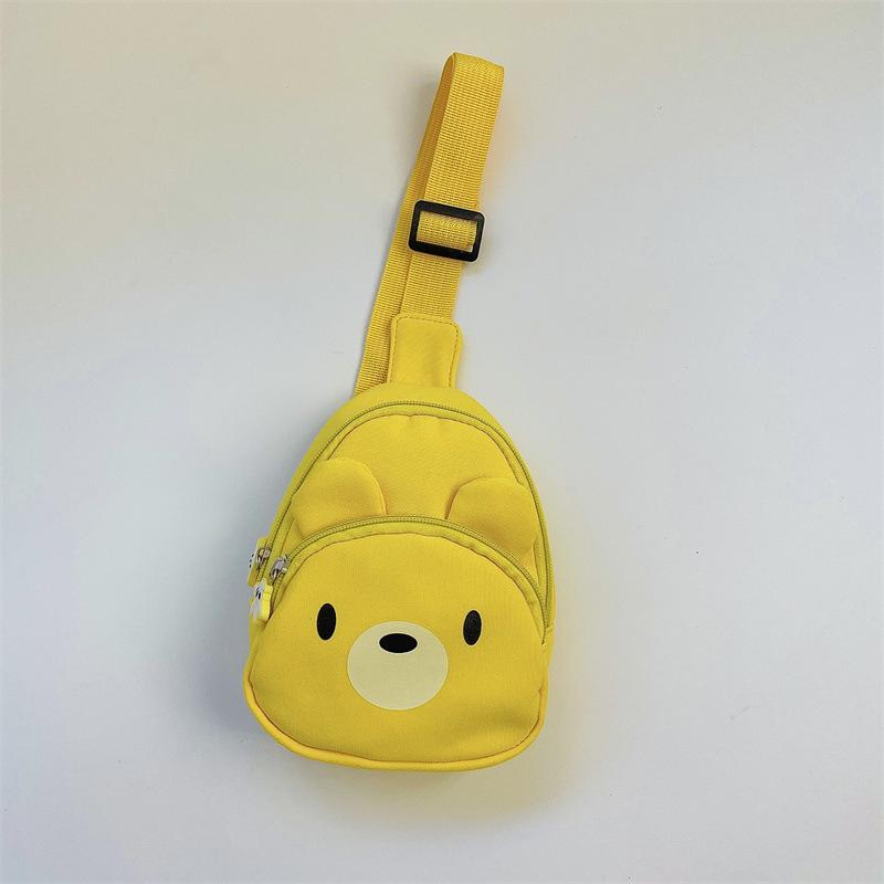 

Playful And Cute Childrens Bear Sling Bag Durable Fabric With Zipper Closure жовтий