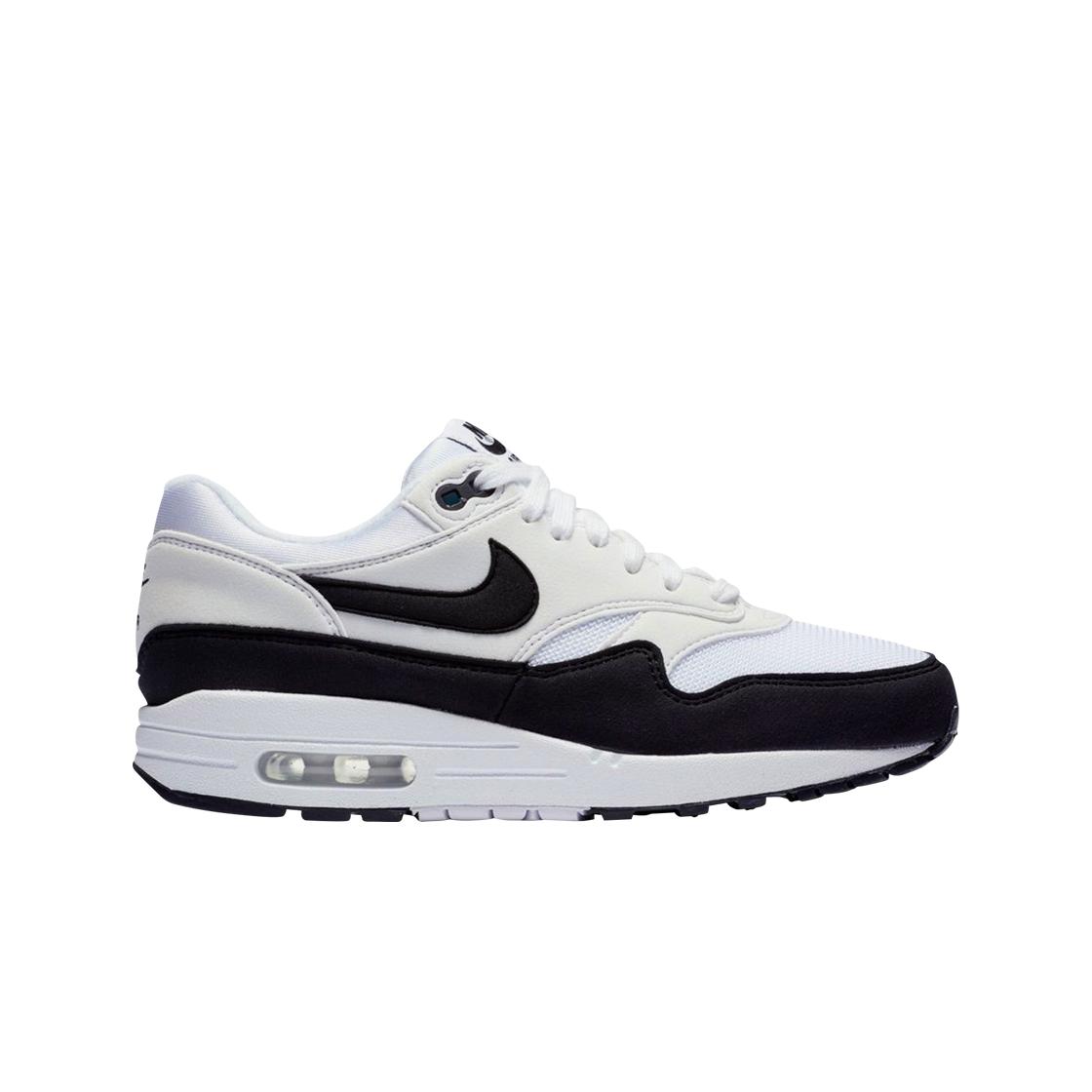 

(в) Nike Air Max 1 Белый Черный 235