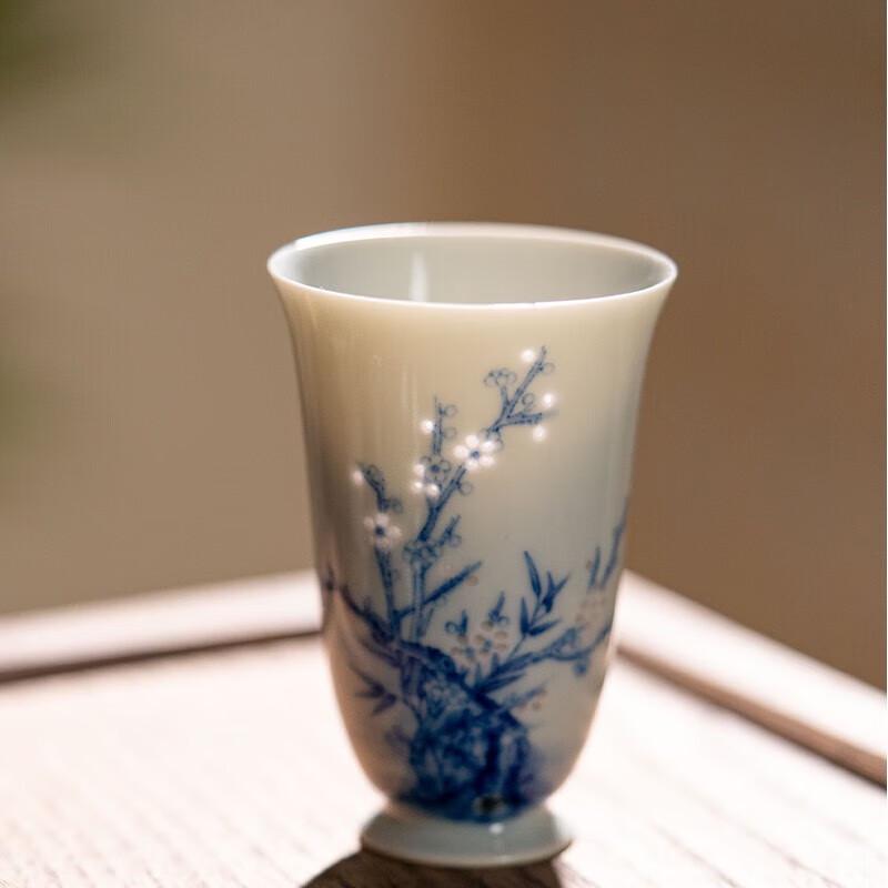 Jingdezhen Blue & White Plum Blossom Ceramic Master Tea Cup