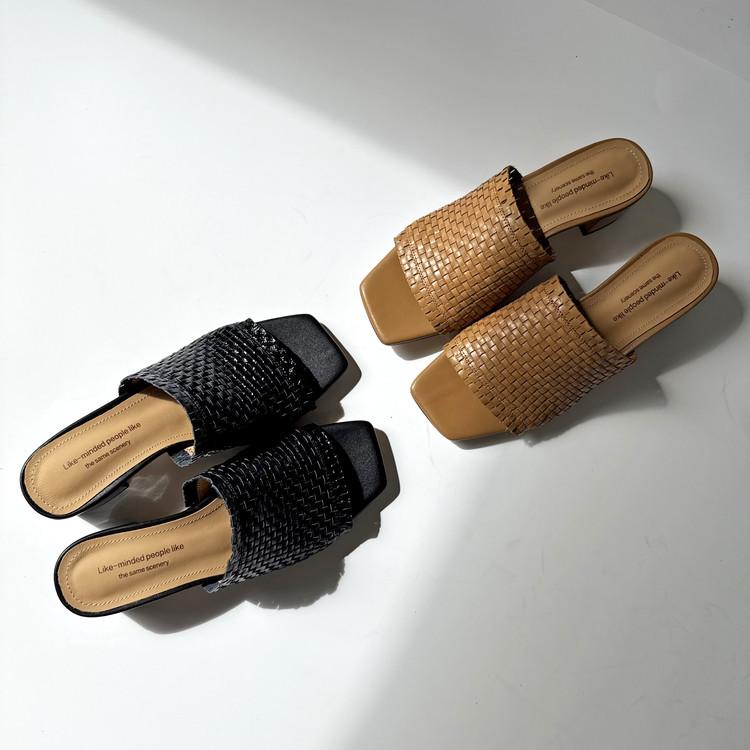 Handwoven~ Retro cowhide slippers women's head summer new solid color temperament foot thick heel cool slippers