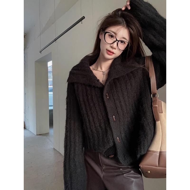Fashion Elegant Loose Turtleneck Women's Sweater 2025 Korean Style Vintage Cardigan Knitted Jackets Winter Casual Thickened Knitwear Top Clothing