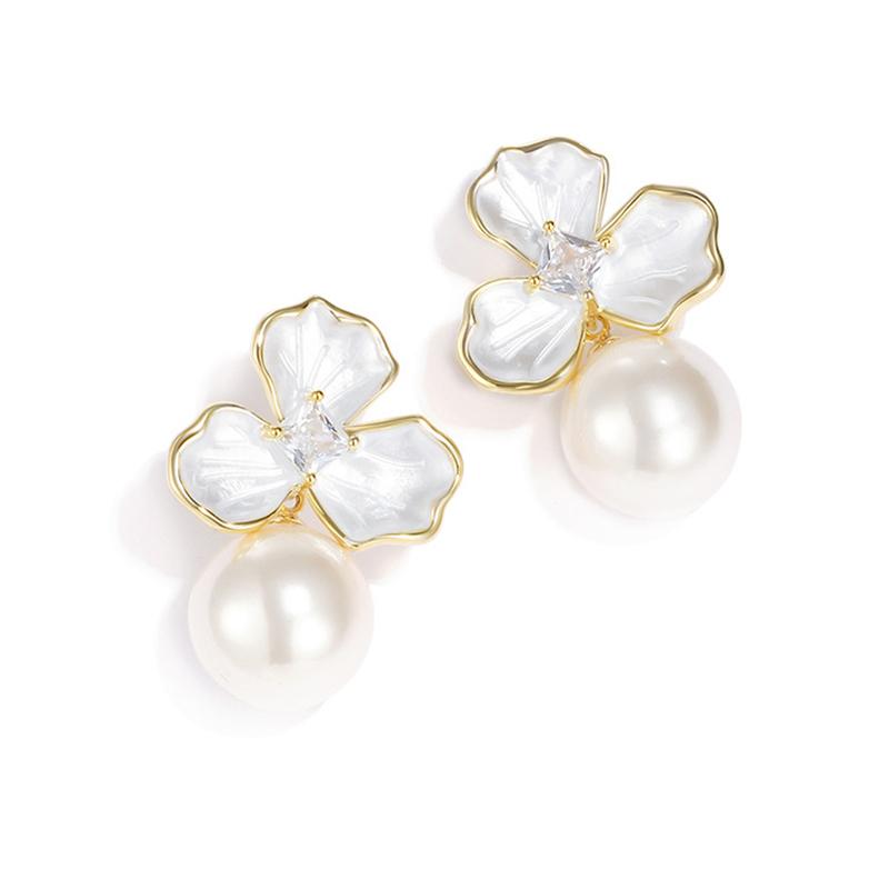Three Petal Flower Imitation Pearl Enamel Stud Earrings for Women Simple Temperament Fashion Sweet Personality Jewelry Gift