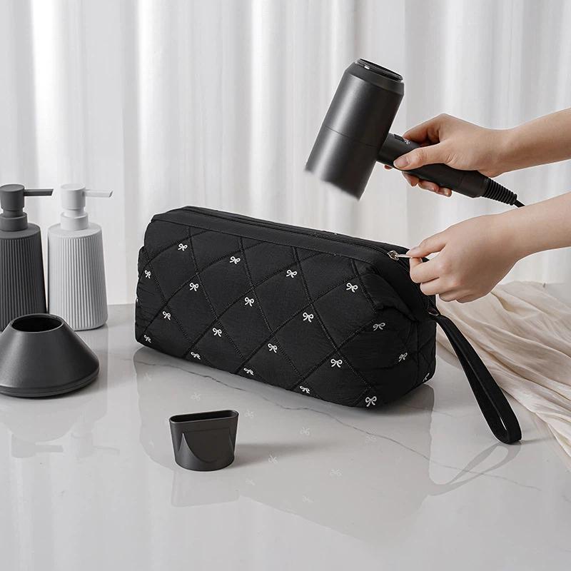 1Pc Women Hair Dryer Storage Bag For Travel Cute Bow Embroidery Quilted Hair Tools Waterproof Zipper Cosmetic Bags