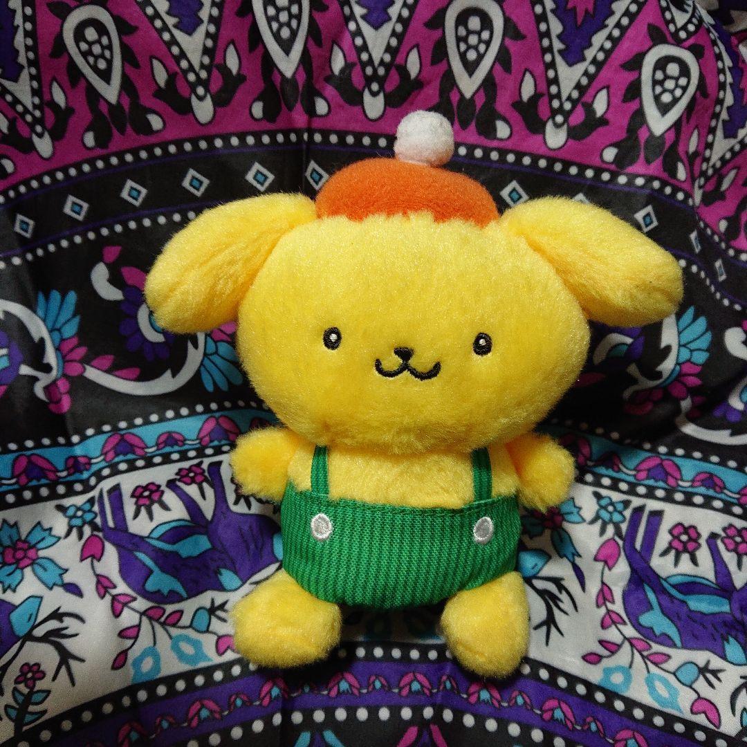 Pompompurin plush mascot