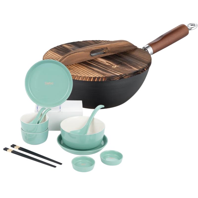 Debas Stuttgart 12-Piece Dinnerware Set with Odela Wok